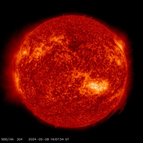 Sluneční koróna - 30,4 nm (NASA/SDO/AIA)