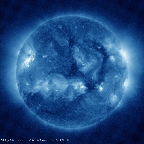 Snímek koróny ze sondy NASA SDO na vlnové délce 33,5 nm.